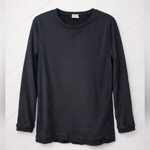 🩷 BUTTERCREAM Black Long Sleeve Top - size medium